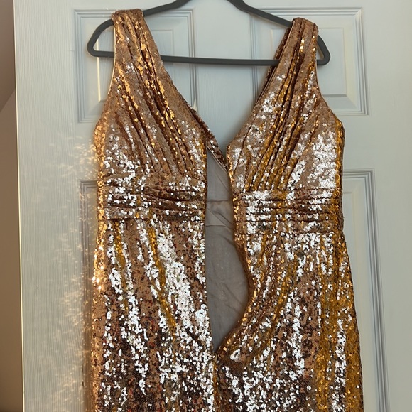 Floor length 61.5” rose gold evening gown. Fully cleaned, working hidden zipper. - Picture 5 of 6